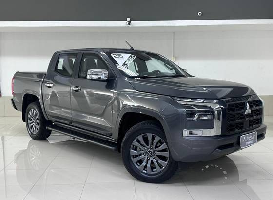MITSUBISHI TRITON 2.4 BITURBO DIESEL CD HPE 4X4 AUTOMÁTICO MITSUBISHI TRITON 2.4 BITURBO DIESEL CD HPE 4X4 AUTOMÁTICO